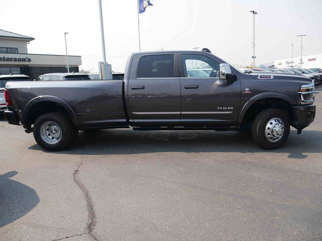 2026 Ram 3500 Limited photo 29