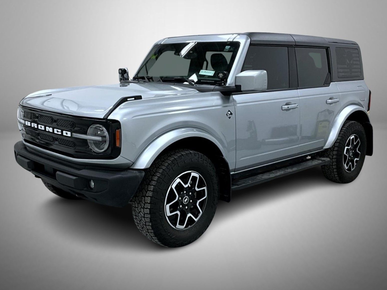 2024 Ford Bronco 4-Door Outer Banks's photo