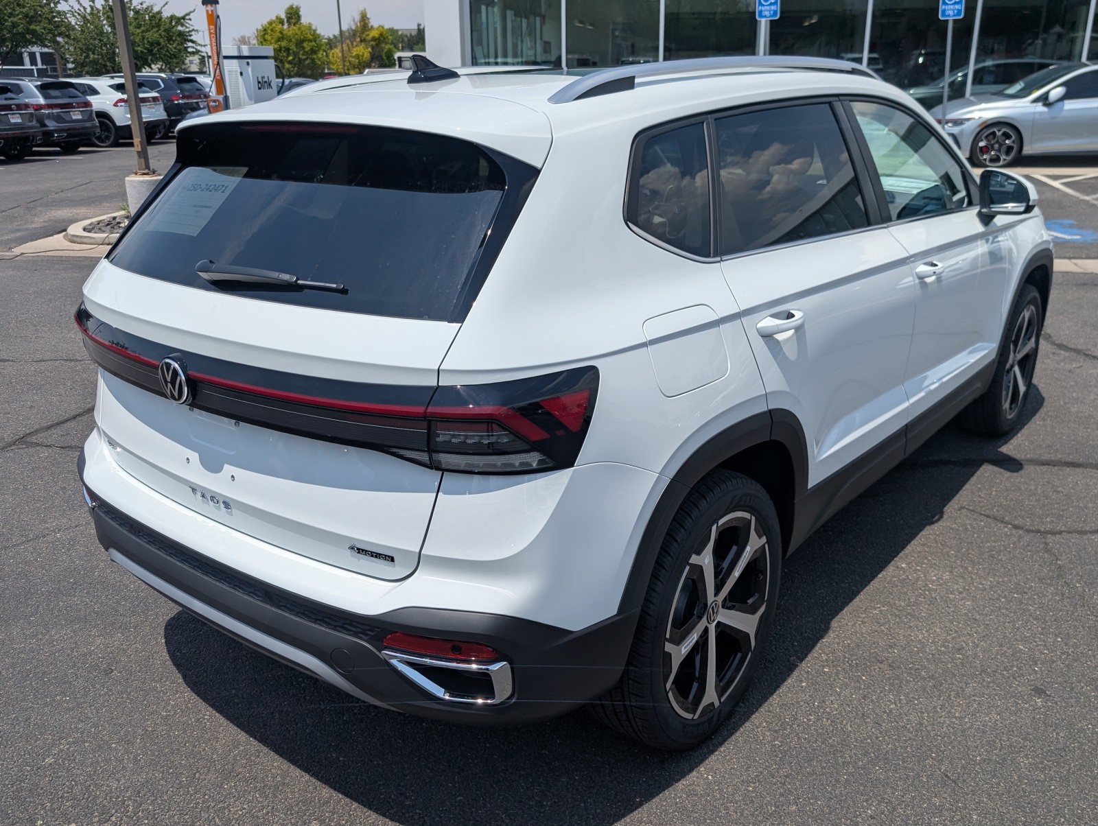 New 2025 Pure White Volkswagen SEL image 5