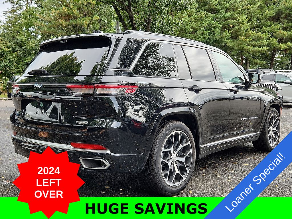2024 Jeep Cherokee Summit 4xe photo 4