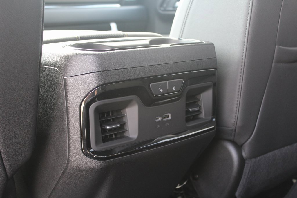 2026 Chevrolet Silverado 2500HD ZR2 photo 10