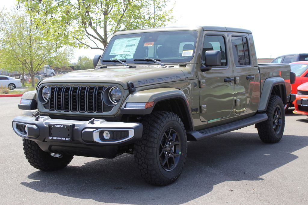 2025 Jeep Gladiator Sport photo 2