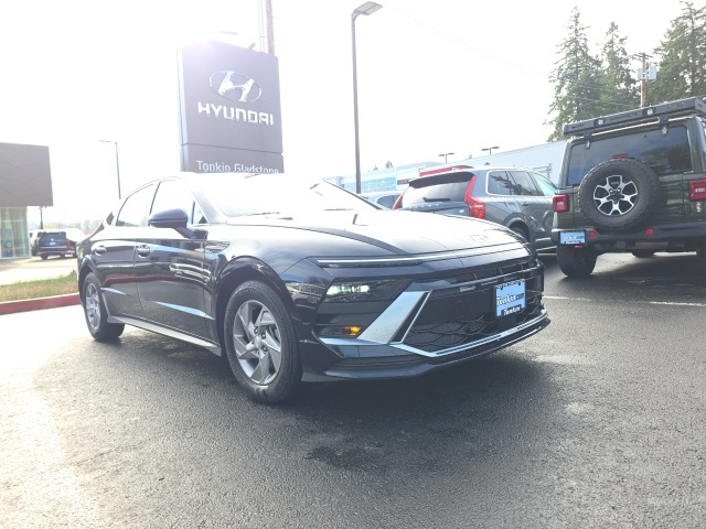 2025 Hyundai Sonata SE photo 2