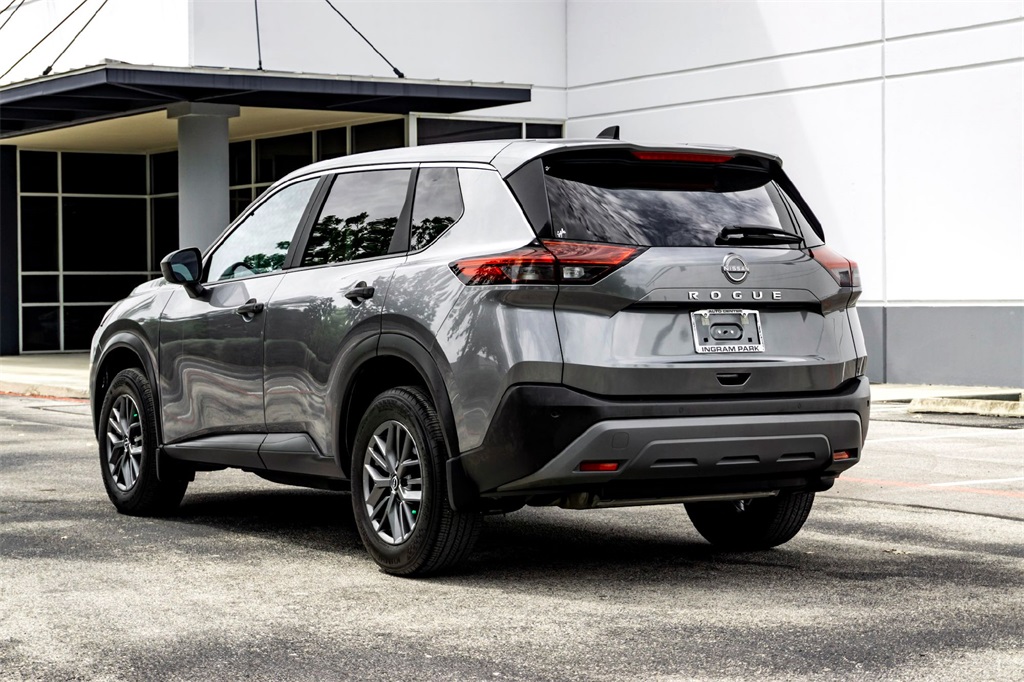 2023 Nissan Rogue S photo 6