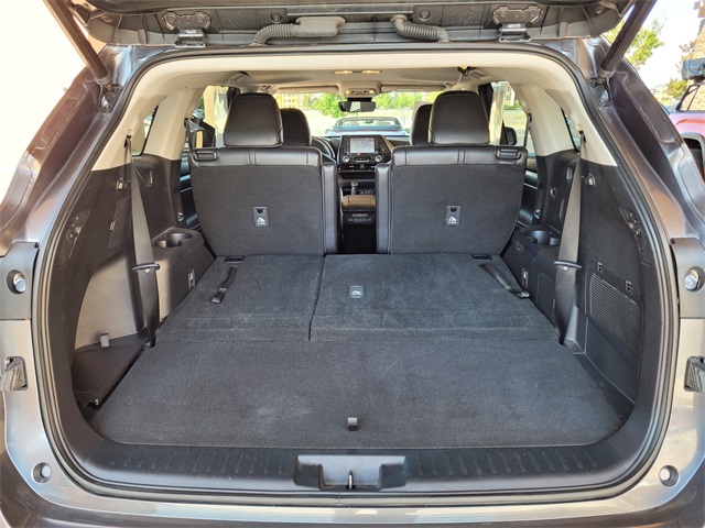 2022 Toyota Highlander XLE photo 30