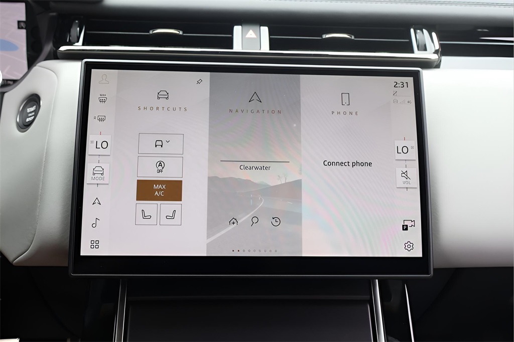 2026 Land Rover Range Rover Velar SE photo 22