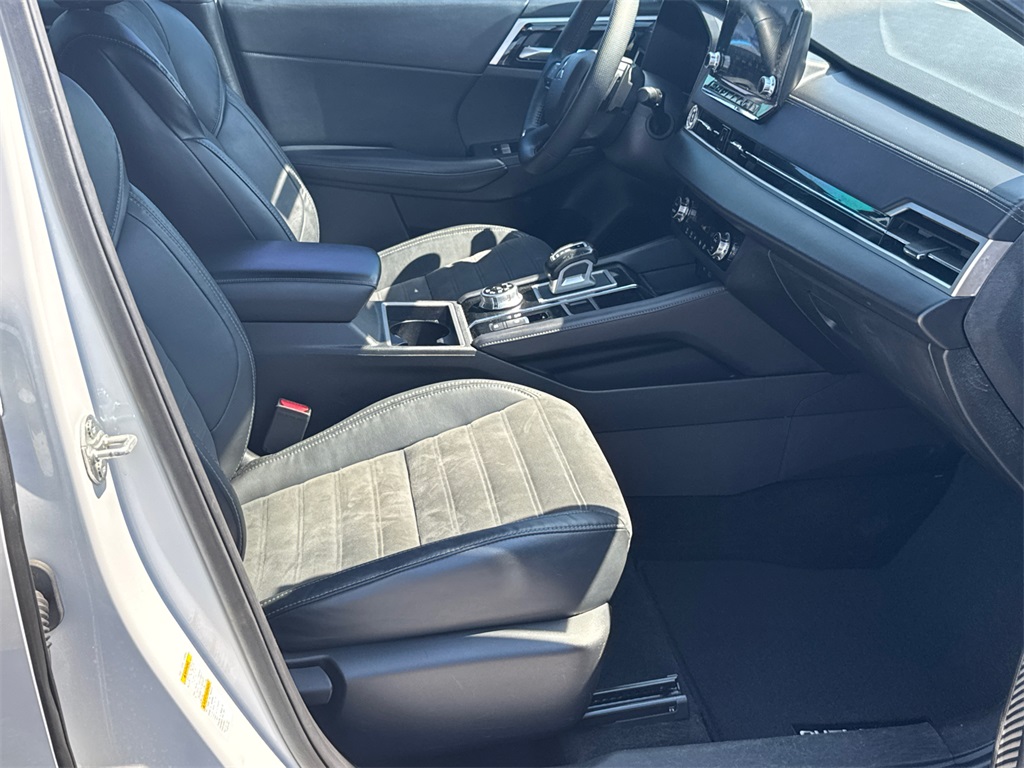 2023 Mitsubishi Outlander SE Black Edition photo 13