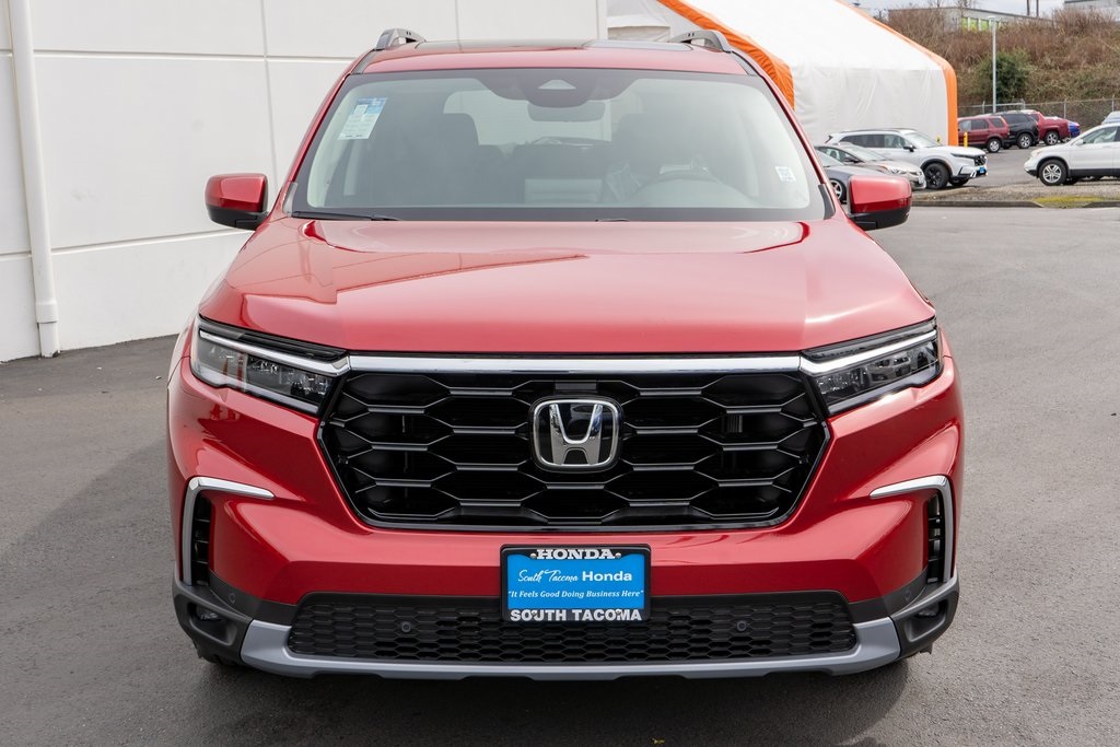 2025 Honda Pilot Touring photo 2