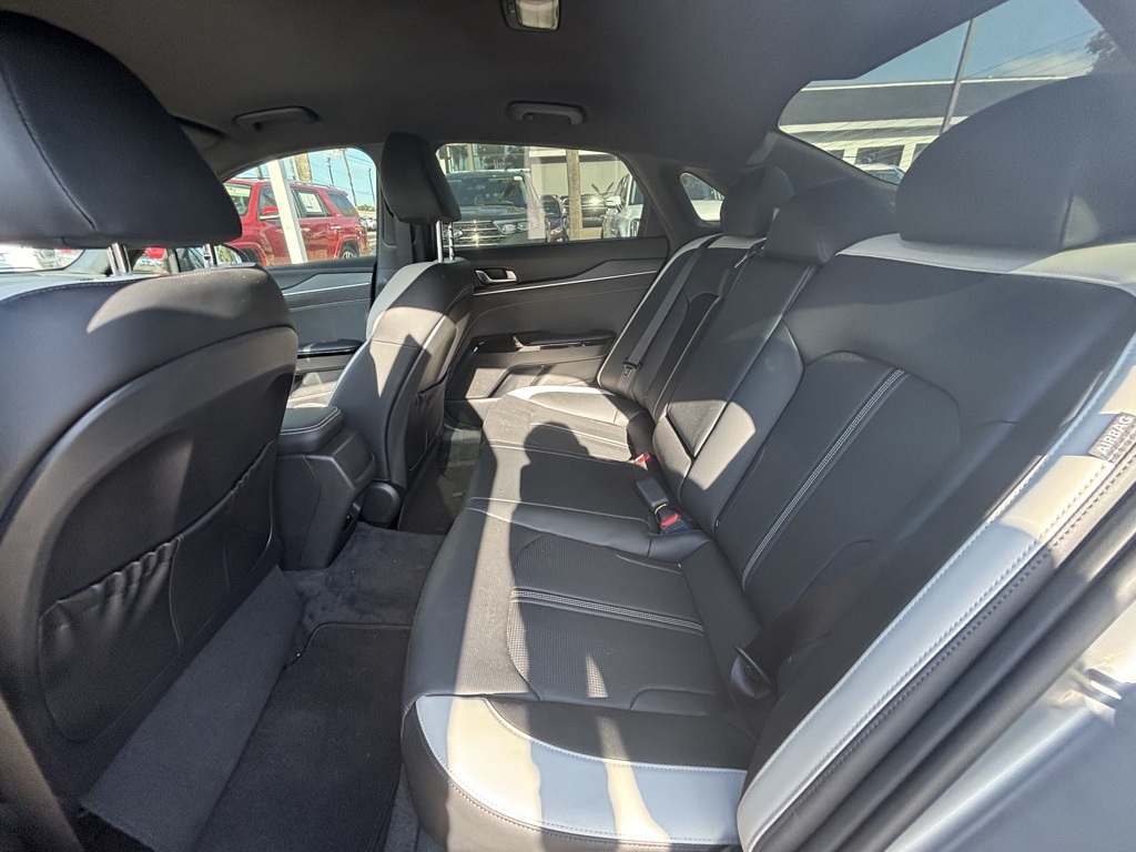 2025 Kia K5 GT-Line photo 13
