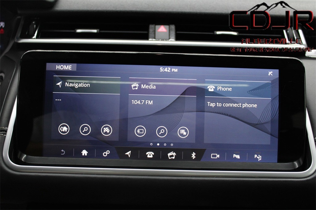 2019 Land Rover Range Rover Velar HSE R-Dynamic photo 24