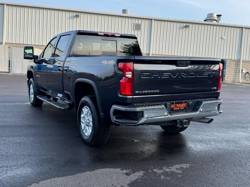 2024 Chevrolet Silverado 2500HD LTZ photo 5