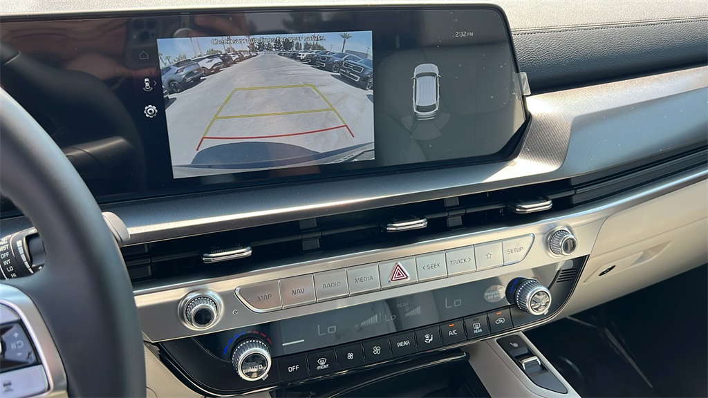 2025 Kia Telluride S photo 16