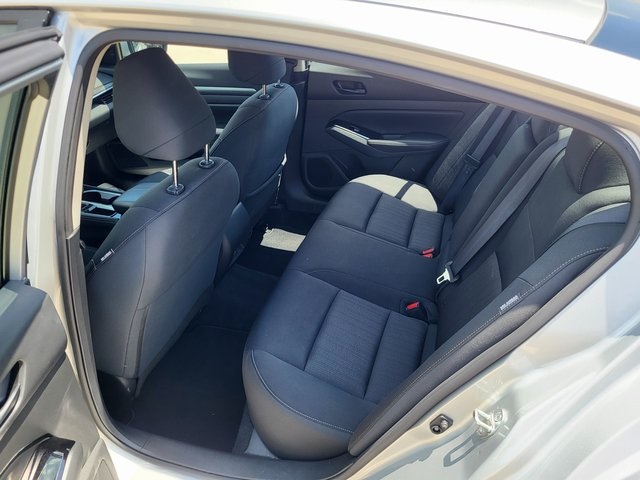 2023 Nissan Altima 2.5 SV photo 13