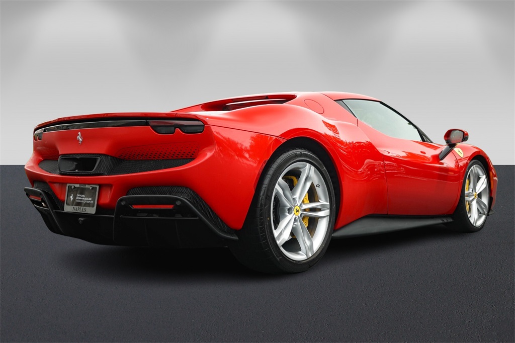 2025 Ferrari 296 GTB photo 3