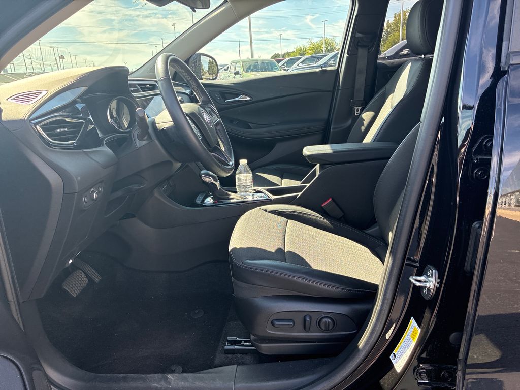 2023 Buick Encore GX Preferred photo 8