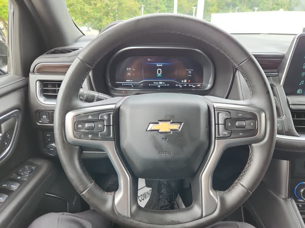 2024 Chevrolet Suburban LT photo 13