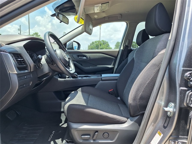 2023 Nissan Rogue SV photo 11