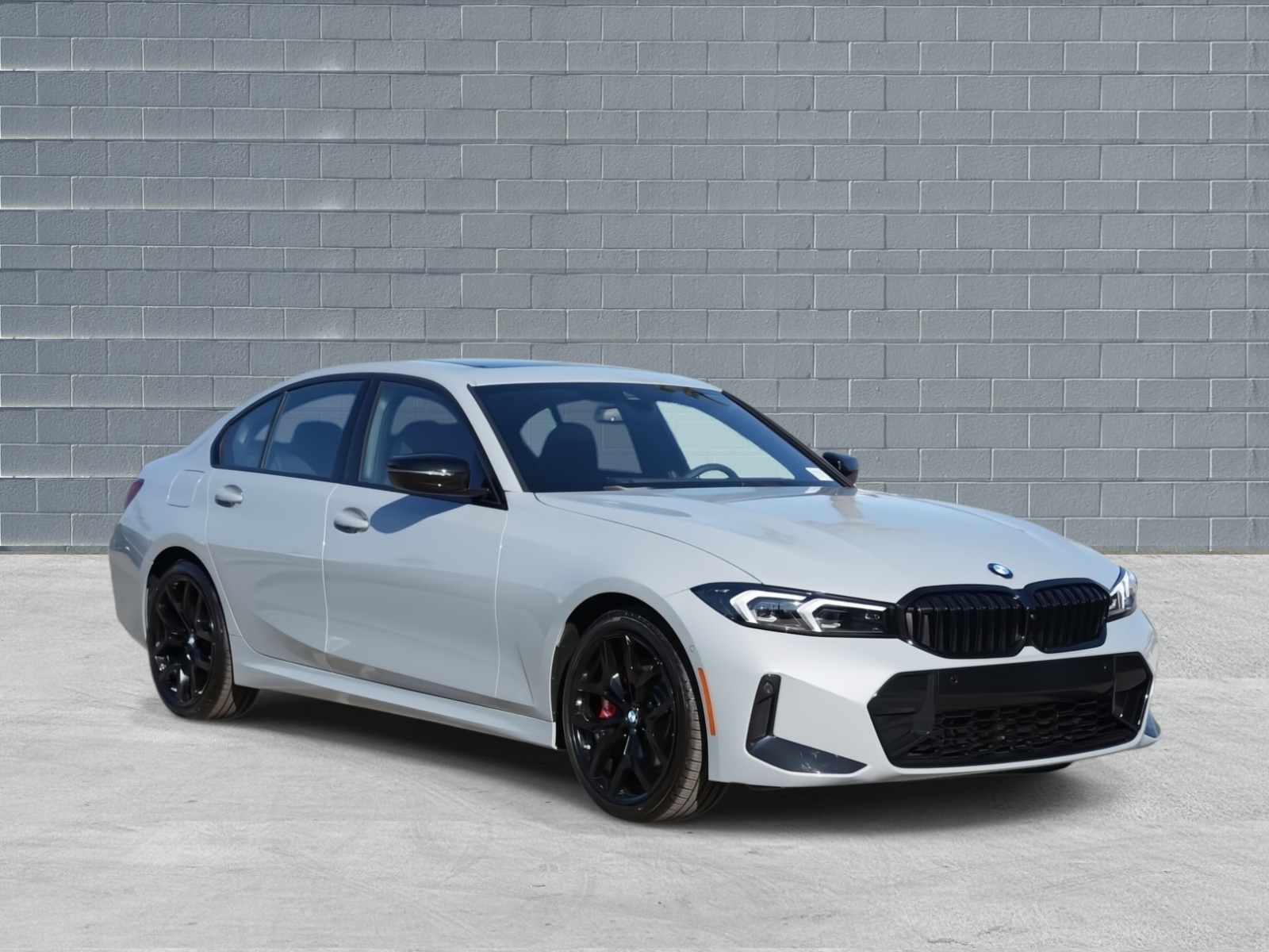 2026 BMW 3 Series 330i's photo