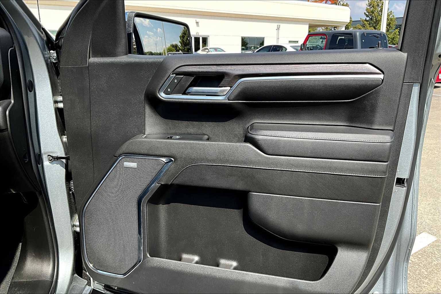 2024 Chevrolet Silverado 1500 LTZ photo 20
