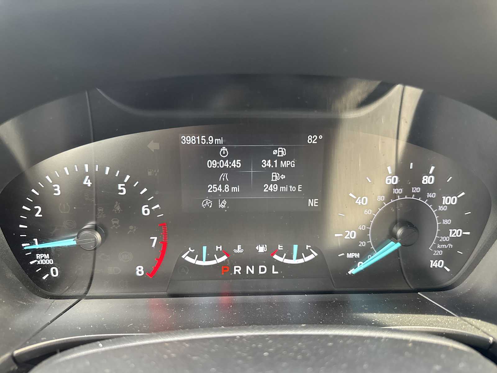 2020 Ford Escape SE photo 23