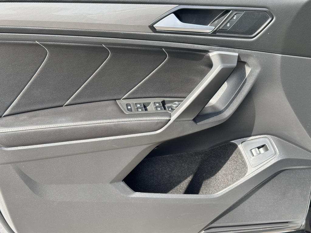 2024 Volkswagen Tiguan SE Wolfsburg Edition photo 16