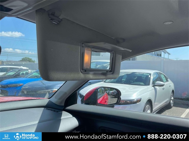 2025 Honda HR-V EX-L photo 29
