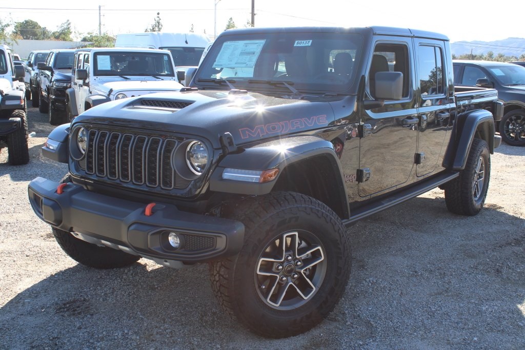2026 Jeep Gladiator Mojave's photo
