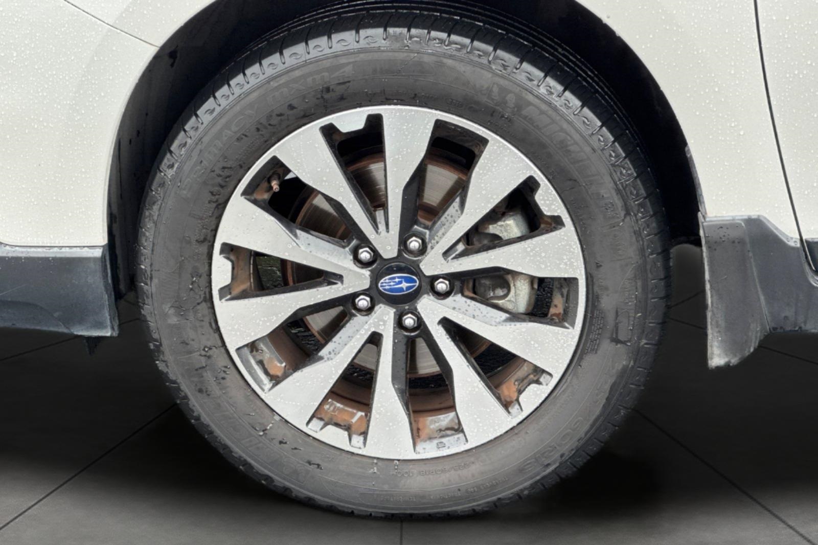 2017 Subaru Outback 3.6R photo 11