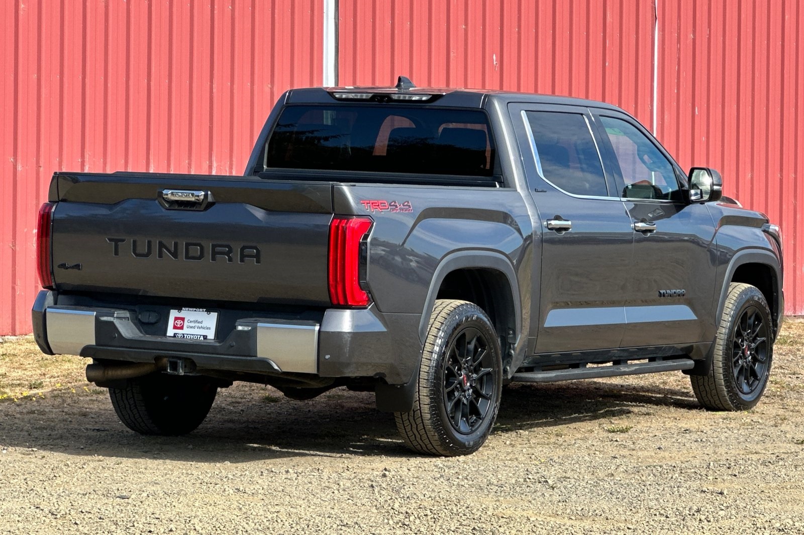 2023 Toyota Tundra Limited photo 3