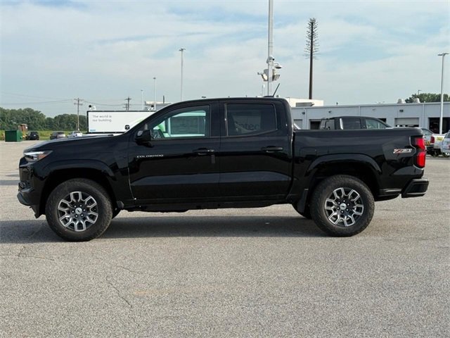 2026 Chevrolet Colorado Z71 photo 2