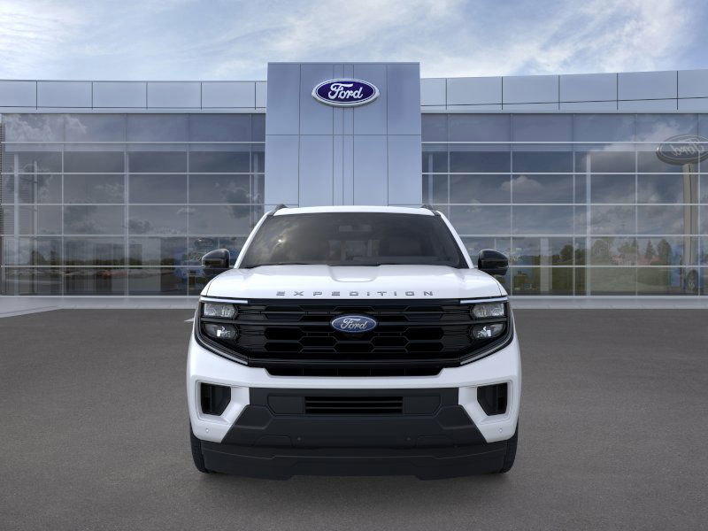 2025 Ford Expedition photo 4