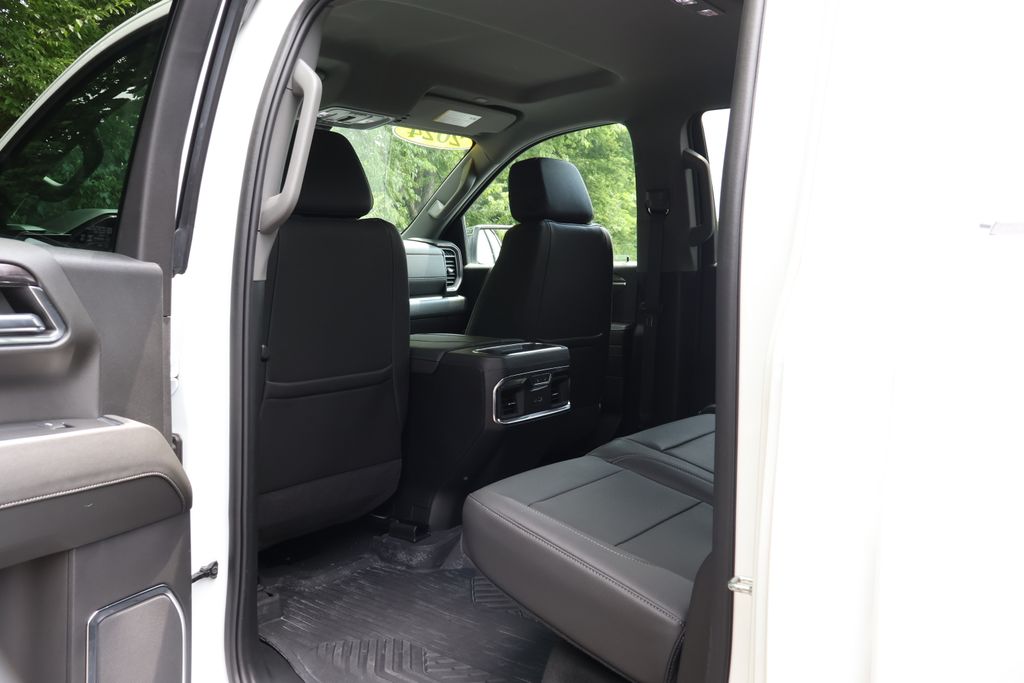 2024 Chevrolet Silverado 1500 LTZ photo 40