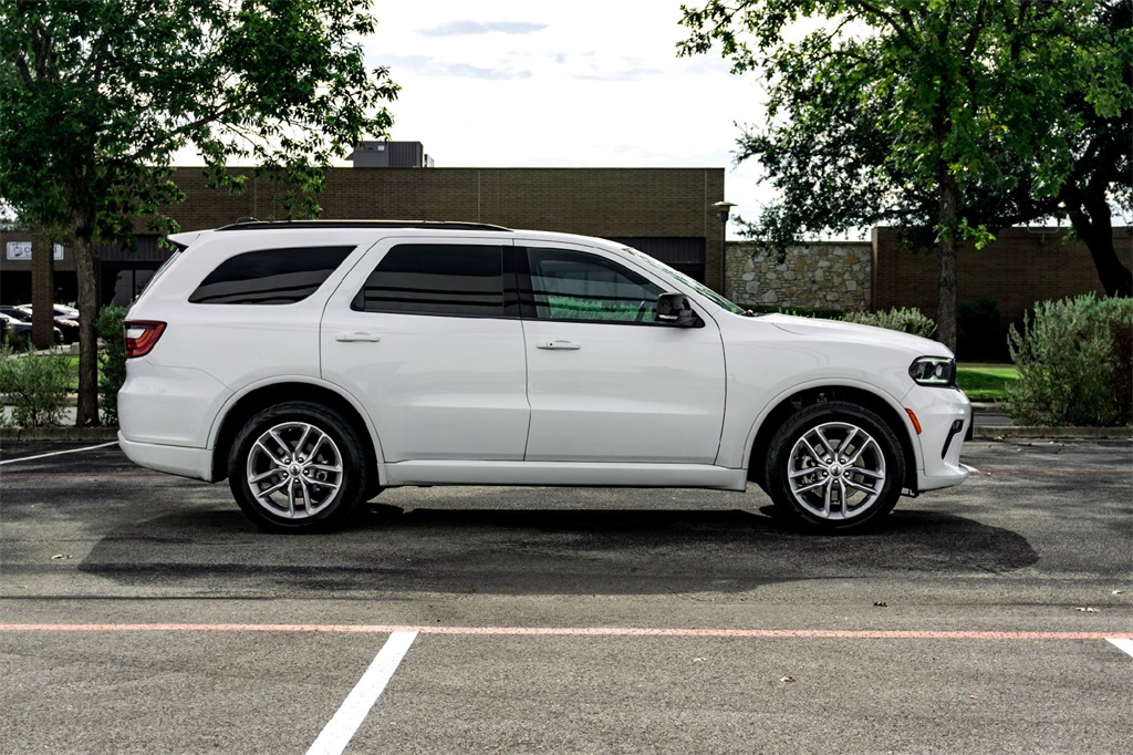 2023 Dodge Durango GT Plus photo 3