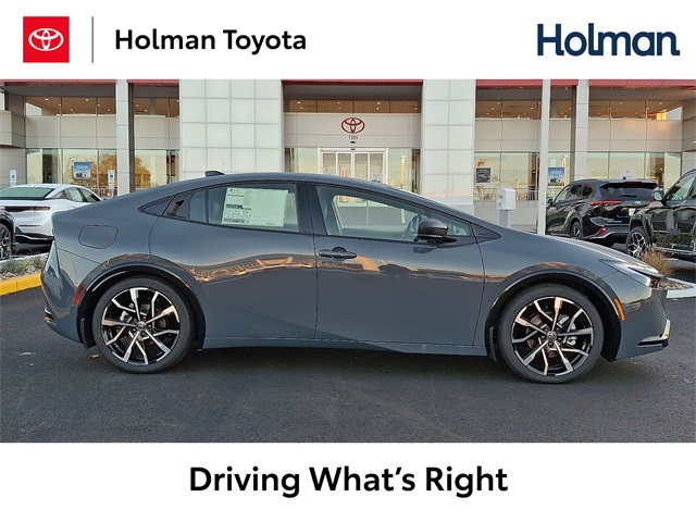 2026 Toyota Prius XSE's photo