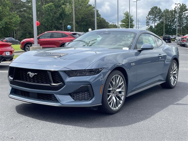 2025 Ford Mustang GT Premium photo 4