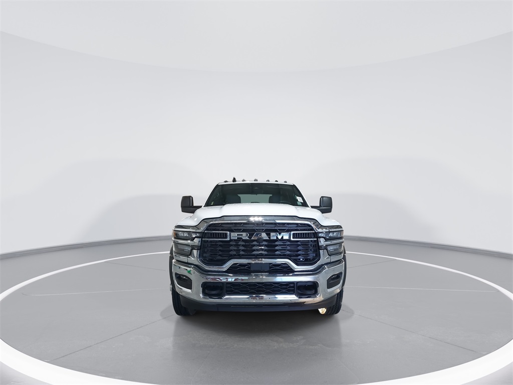 2026 Ram 4500 Tradesman photo 3