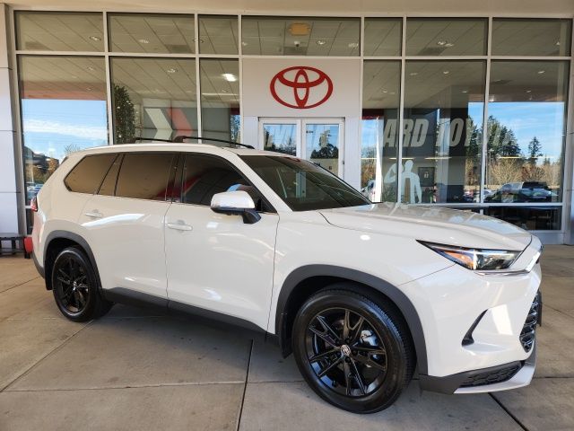 2024 Toyota Grand Highlander Limited's photo