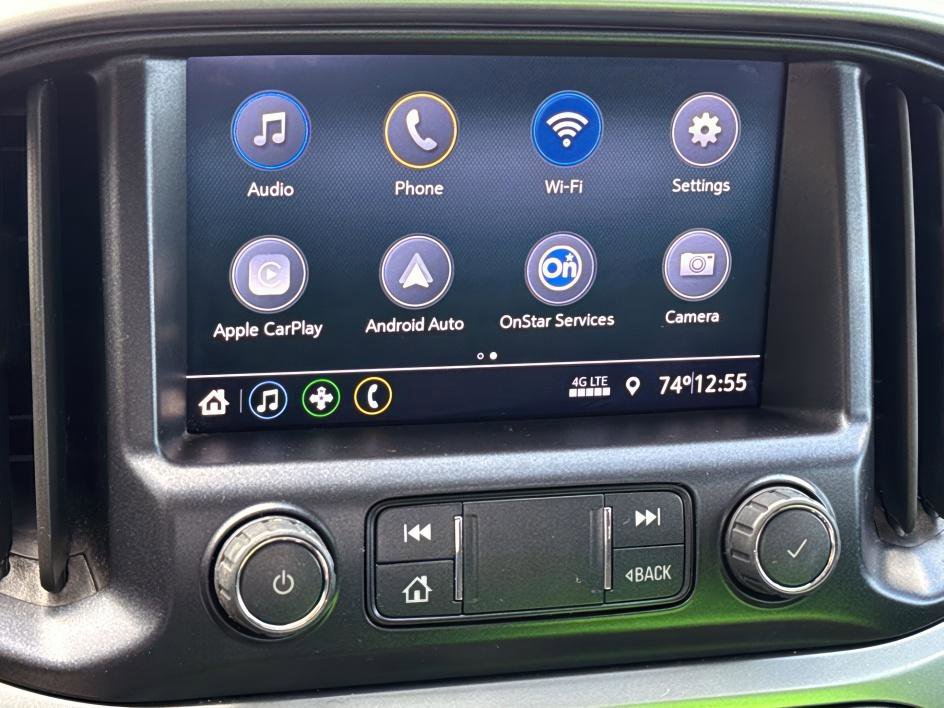 2022 Chevrolet Colorado LT photo 16