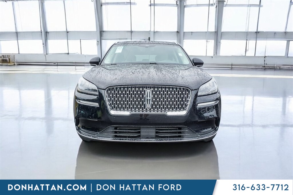 2022 Lincoln Corsair Standard photo 23