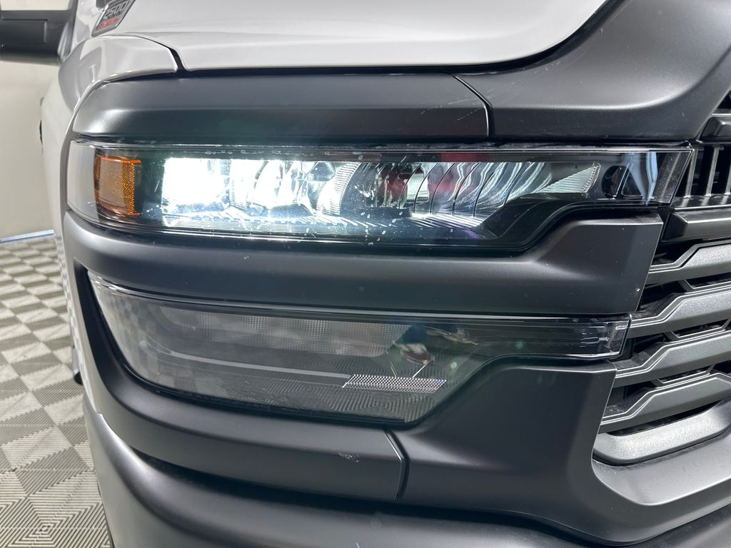 2026 Ram 2500 Tradesman photo 4