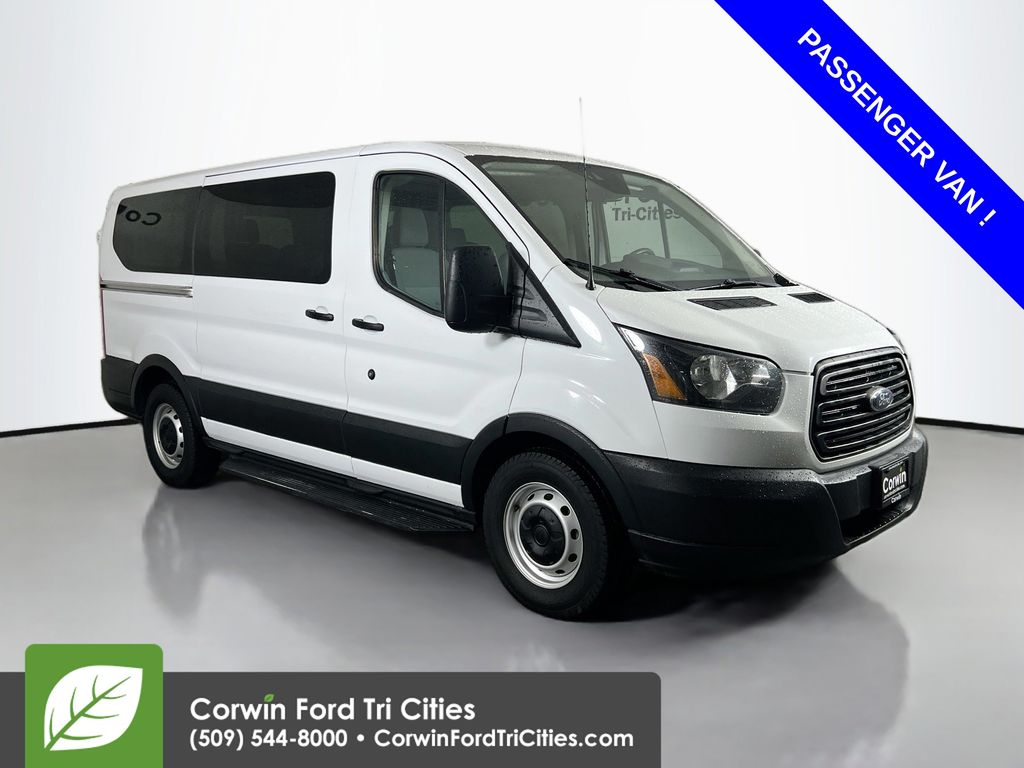 2019 Ford Transit Wagon XL's photo