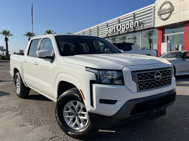 2024 Nissan Frontier SV's photo