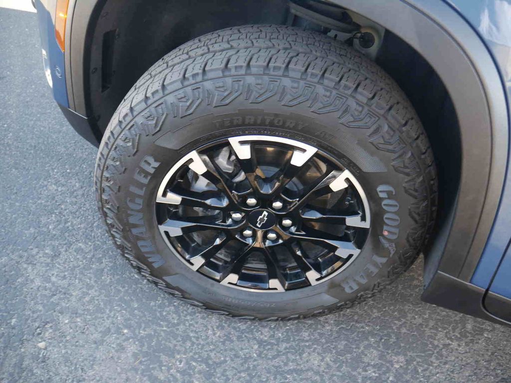 2024 Chevrolet Traverse Z71 photo 8