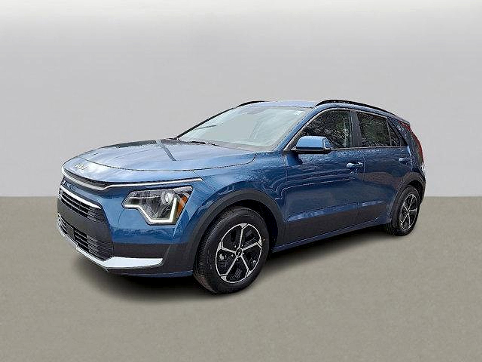 2025 Kia Niro EX photo 2