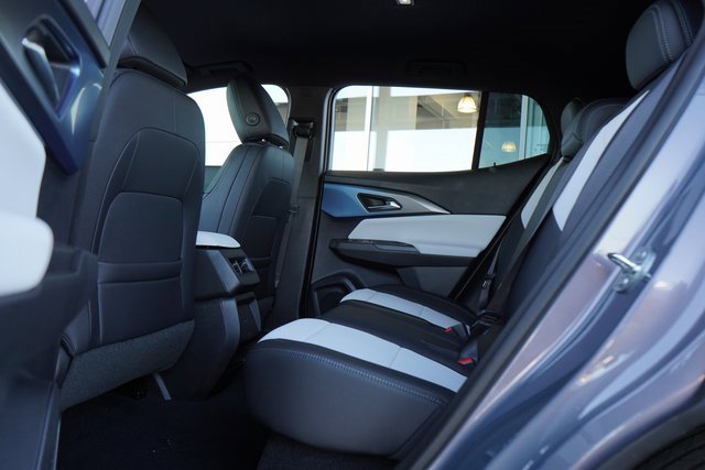 2025 Chevrolet Equinox EV 1LT photo 23