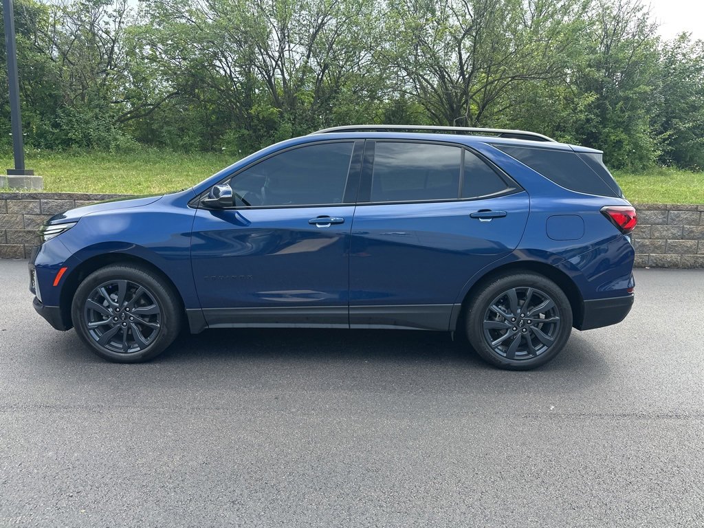 2022 Chevrolet Equinox RS photo 2