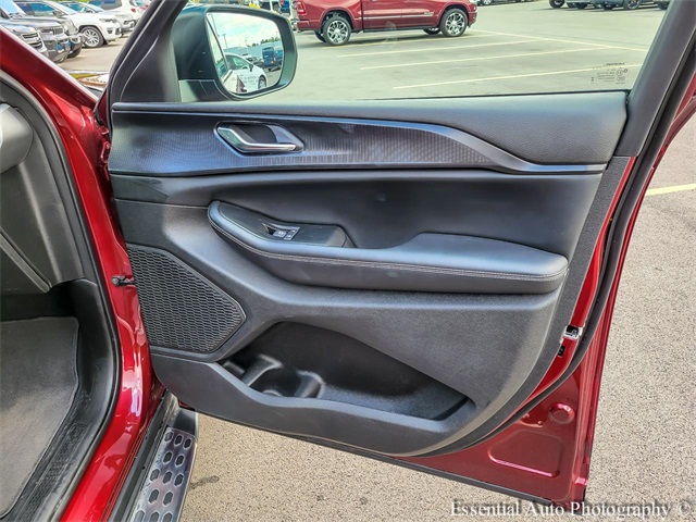 2024 JEEP GRAND CHEROKEE L - Image 30