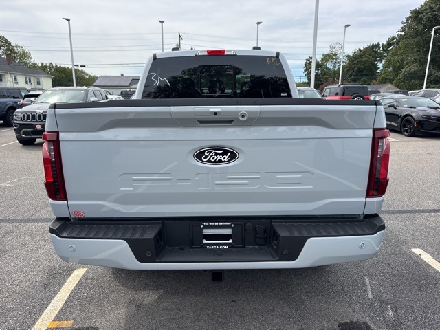 2025 Ford F-150 XLT photo 4