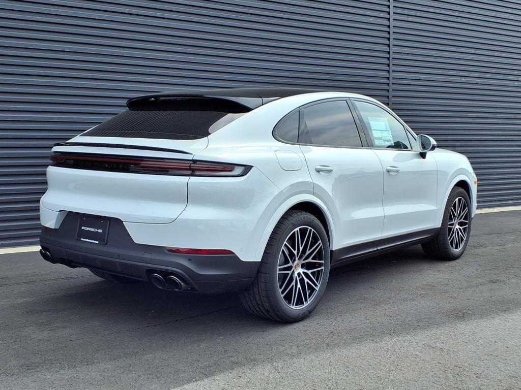 2026 Porsche Cayenne Coupe photo 28