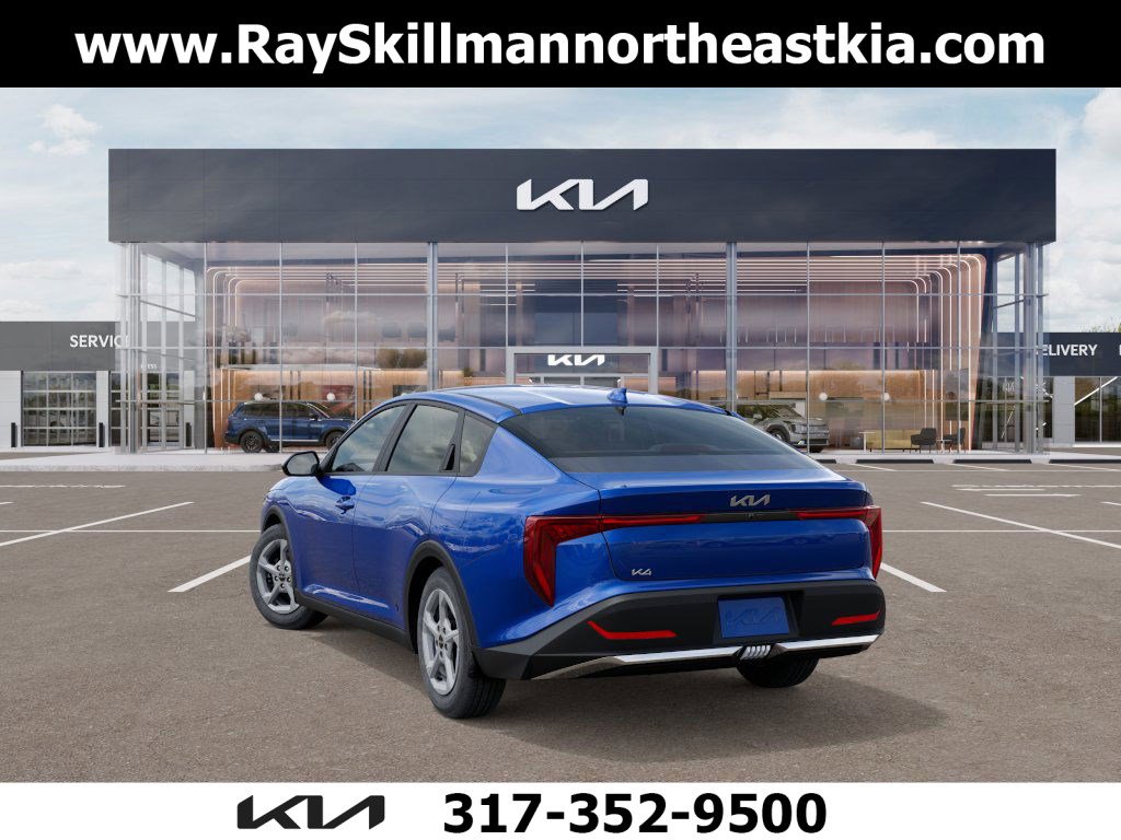 2025 Kia K4 LXS photo 4